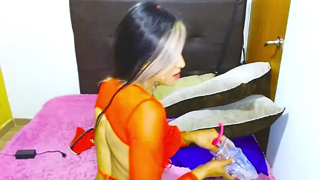 Queen camila online show from 18, 2, 2025