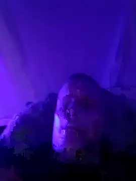 Snapshot of Flyingbrian69 chatting on 8, 11, 2025 Flyingbrian69 online show from 8, 11, 2025