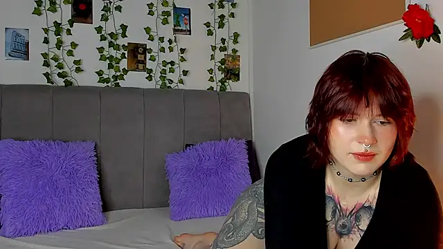 Snapshot of miss_Lizzy chatting on 5, 2, 2026 miss Lizzy online show from 5, 2, 2026