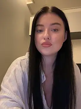 Snapshot of Angela_Fosterr chatting on 28, 9, 2025 Angela Fosterr online show from 28, 9, 2025