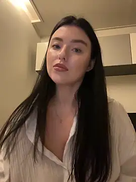 Snapshot of Angela_Fosterr chatting on 7, 10, 2025 Angela Fosterr online show from 7, 10, 2025