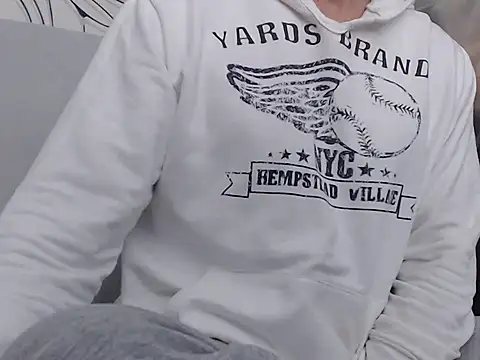 Snapshot of MikeyMaXXX chatting on 27, 2, 2026 MikeyMaXXX online show from 27, 2, 2026