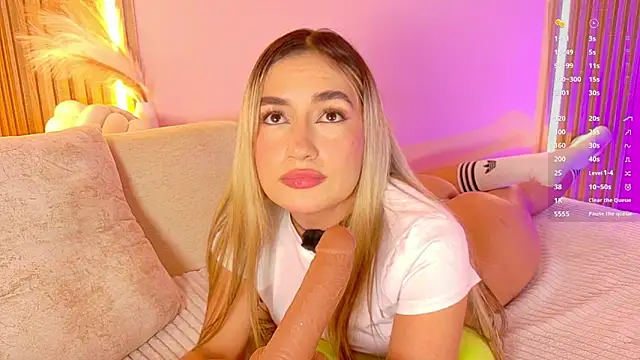 Snapshot of alison_collins chatting on 10, 2, 2026 alison collins online show from 10, 2, 2026