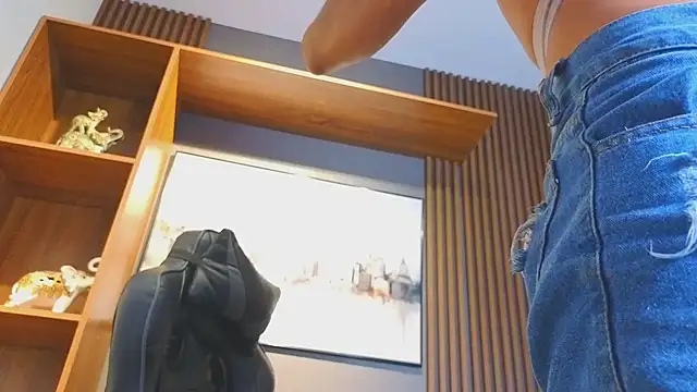 Alahia Rodriguez online show from 13, 4, 2026