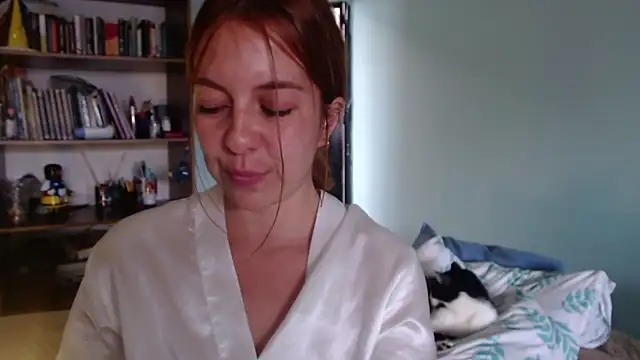 Snapshot of violetapeter_1 chatting on 12, 5, 2026 violetapeter 1 online show from 12, 5, 2026