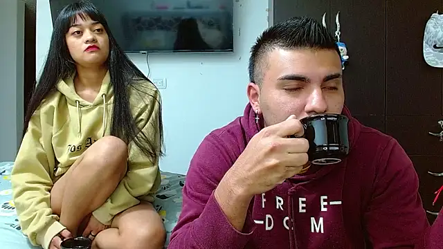 Snapshot of 2ScarletandRyan8 chatting on 21, 12, 2024 2ScarletandRyan8 online show from 21, 12, 2024