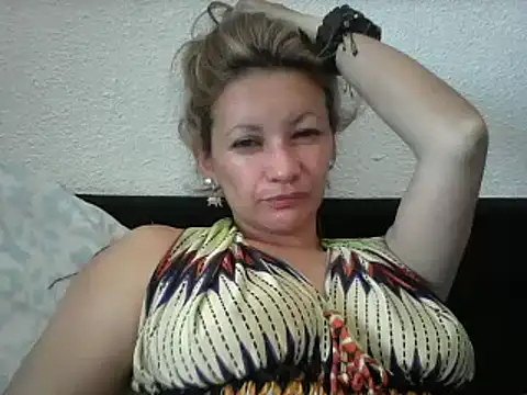 Paulita x3 online show from 3, 8, 2026