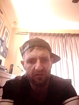 Nawtyslaveteen online show from 9, 4, 2026