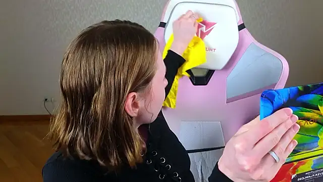 Cowell Adelina online show from 7, 3, 2026