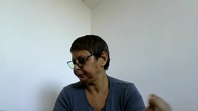 roseblak42 online show from 19, 10, 2025