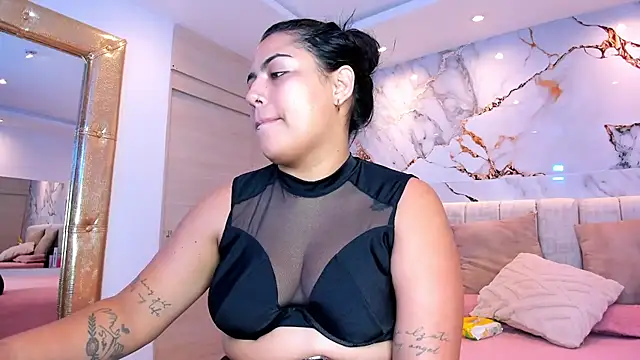 kiana cream online show from 14, 3, 2026