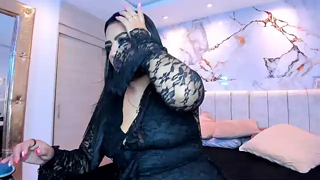 kiana cream online show from 21, 6, 2026