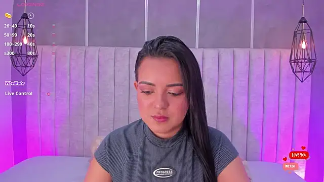 Snapshot of lea_gray chatting on 4, 10, 2025 lea gray online show from 4, 10, 2025