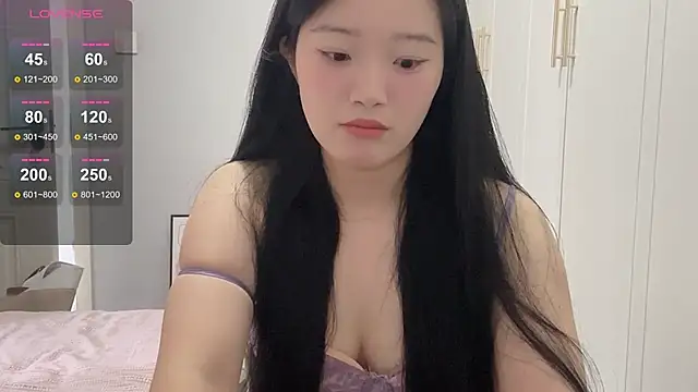 rose-u online show from 8, 11, 2025