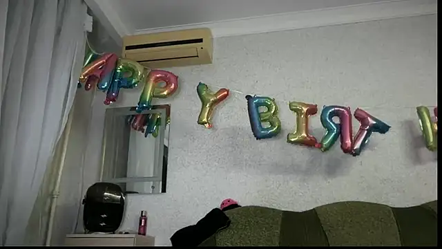 Snapshot of daddyandmyprincess chatting on 11, 11, 2025 daddyandmyprincess online show from 11, 11, 2025