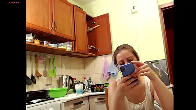 Sakura Green online show from 22, 3, 2025