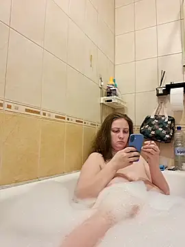 Sakura Green online show from 7, 3, 2026