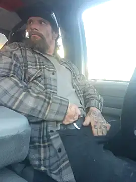 Snapshot of Crackkers chatting on 2, 12, 2024 Crackkers online show from 2, 12, 2024