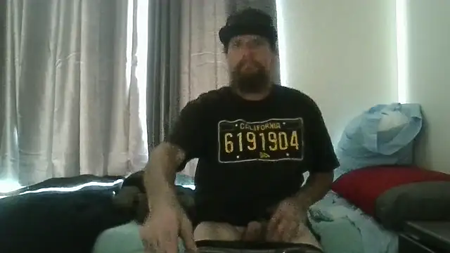 Snapshot of Crackkers chatting on 17, 2, 2025 Crackkers online show from 17, 2, 2025