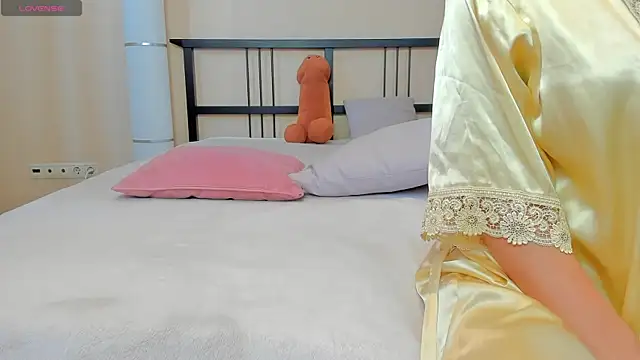 Snapshot of yourastral chatting on 3, 3, 2025 yourastral online show from 3, 3, 2025