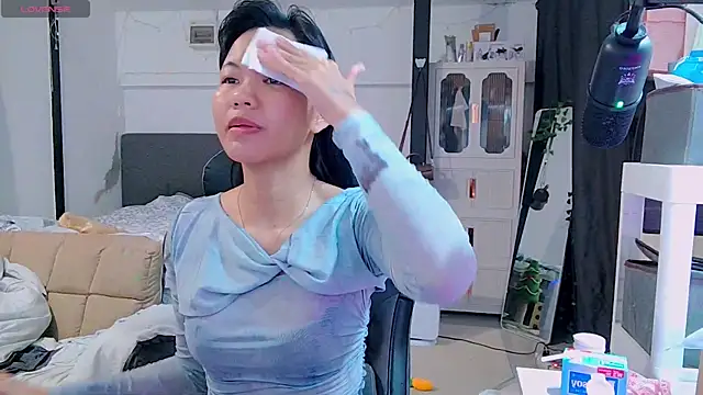 Kana G online show from 17, 2, 2025