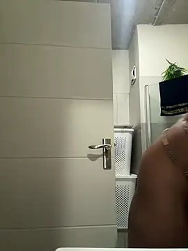 slimcateee online show from 18, 3, 2026