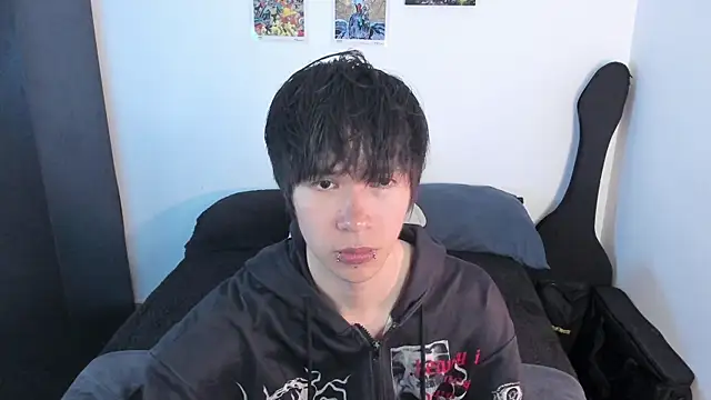 Aventure Twinks online show from 18, 4, 2026