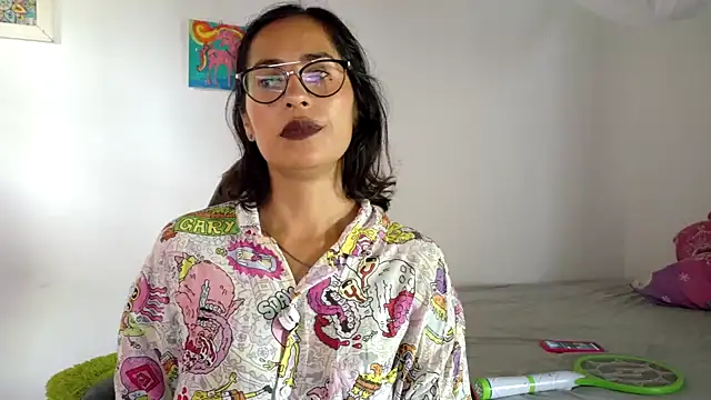 fantasty nylon online show from 21, 5, 2026