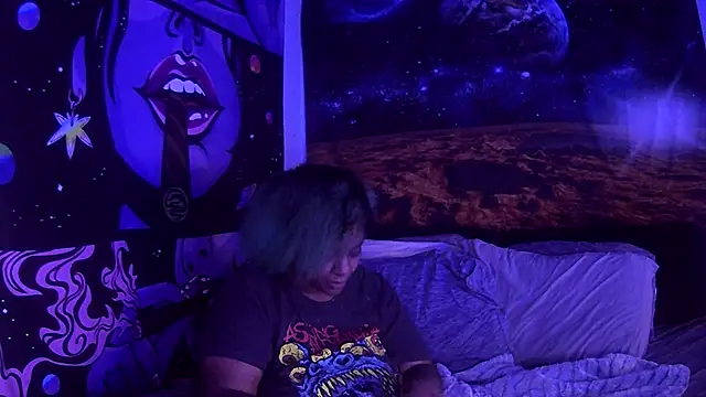 Snapshot of AutumnHart chatting on 1, 2, 2025 AutumnHart online show from 1, 2, 2025