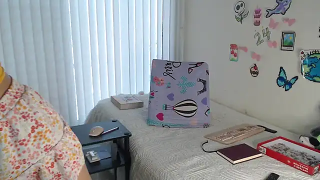 Snapshot of reaLISStic chatting on 8, 1, 2025 reaLISStic online show from 8, 1, 2025