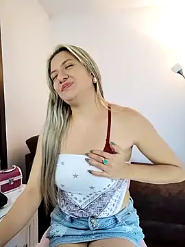 Snapshot of valeriahunter1 chatting on 17, 12, 2024 valeriahunter1 online show from 17, 12, 2024