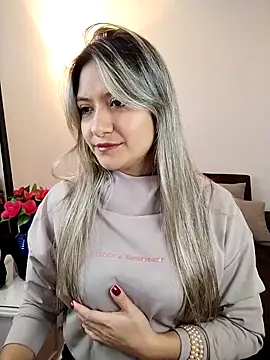 Snapshot of valeriahunter1 chatting on 12, 10, 2025 valeriahunter1 online show from 12, 10, 2025