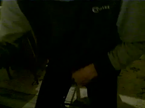 Snapshot of hornyman18cm39 chatting on 17, 1, 2026 hornyman18cm39 online show from 17, 1, 2026