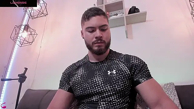 SebastianVilla  online show from 12, 3, 2025