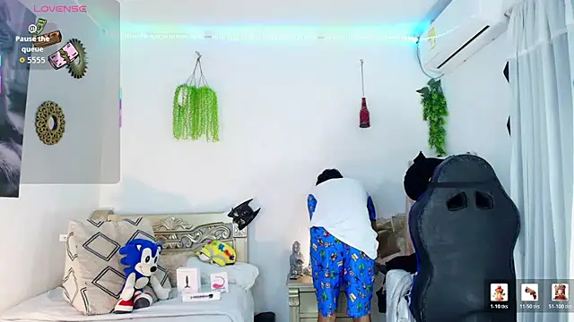 huge armound online show from 24, 3, 2026