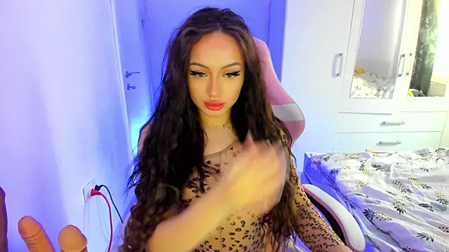 Snapshot of KaylaLaine chatting on 15, 3, 2025 KaylaLaine online show from 15, 3, 2025