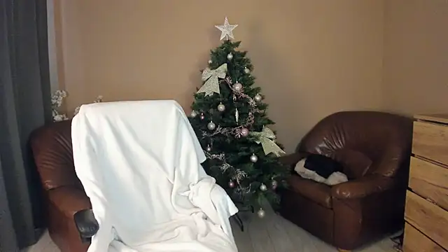 Snapshot of KaylaLaine chatting on 6, 1, 2026 KaylaLaine online show from 6, 1, 2026