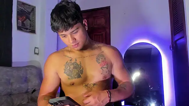 Snapshot of Dominic_Biker__ chatting on 6, 5, 2026 Dominic Biker online show from 6, 5, 2026