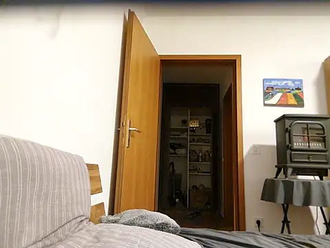 noidentiti online show from 28, 12, 2024