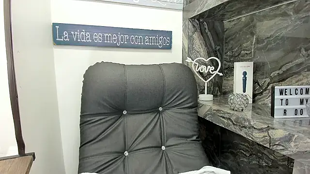 Snapshot of miss_danika chatting on 9, 3, 2026 miss danika online show from 9, 3, 2026