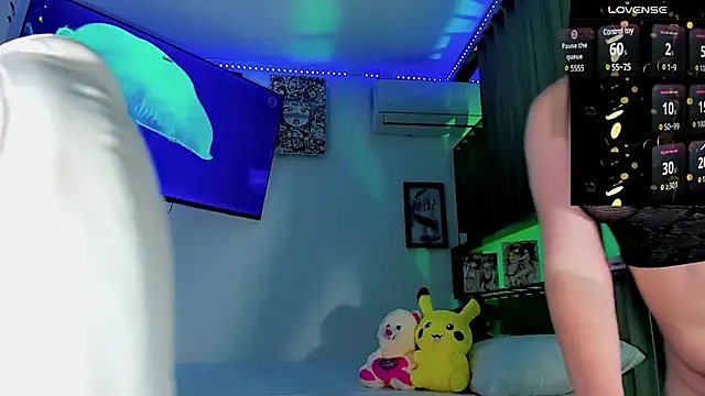 Ashlycuute online show from 22, 3, 2025