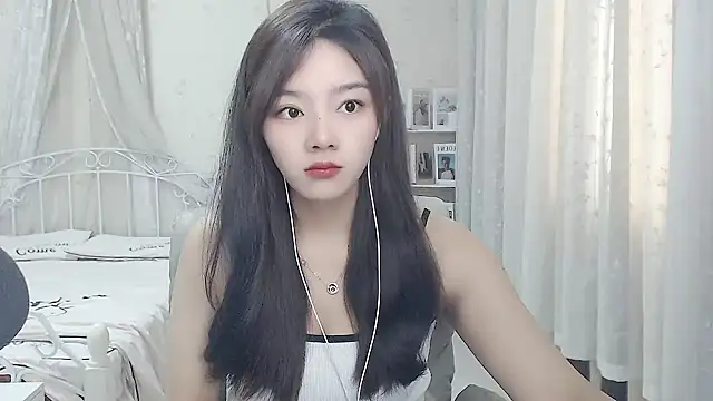 Snapshot of Jenny-Z chatting on 10, 5, 2026 Jenny-Z online show from 10, 5, 2026