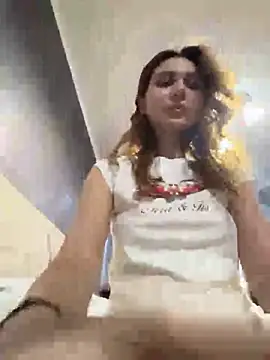 QuitieLia online show from 18, 11, 2025