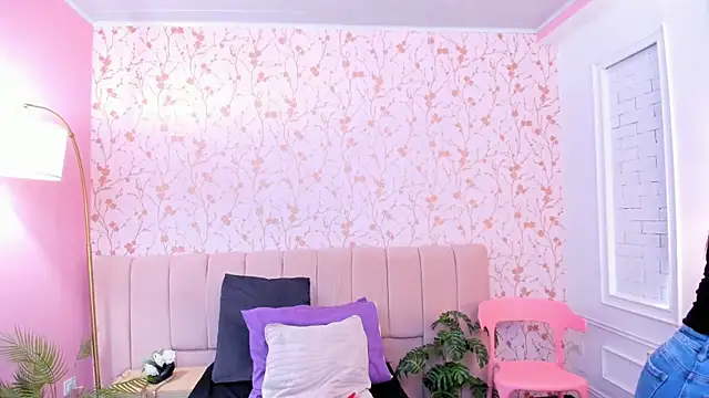 taylor bennet online show from 25, 2, 2026