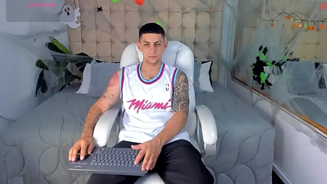 Alex cute77 online show from 29, 10, 2025