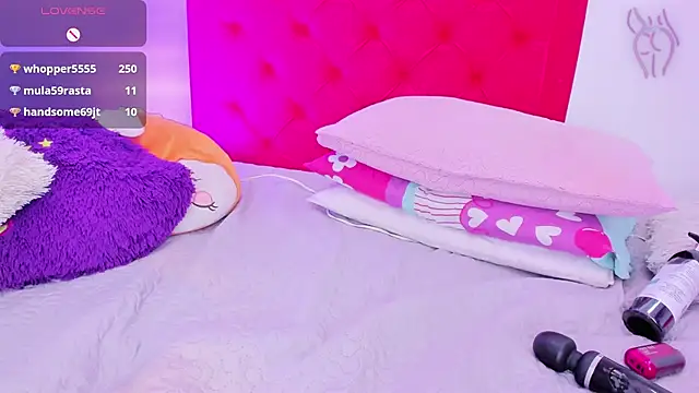 Sofia Girl  online show from 14, 2, 2025