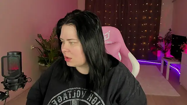 Akemi BBW online show from 23, 9, 2025