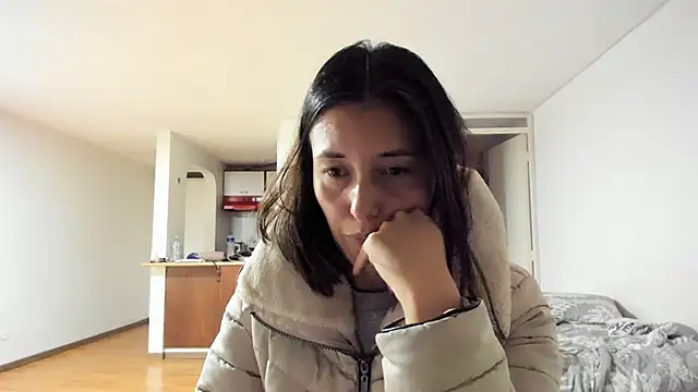 zoe jeane beker online show from 9, 2, 2025