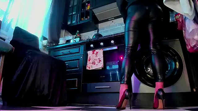 Snapshot of astarrot chatting on 4, 3, 2025 astarrot online show from 4, 3, 2025