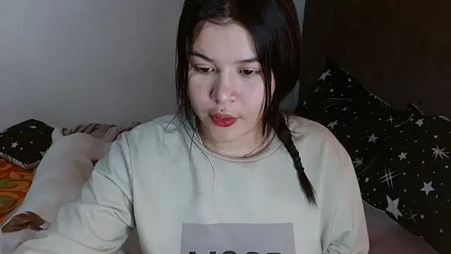 zoe adhara online show from 4, 11, 2025